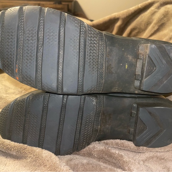 Hunter Green Women's Rain Boots - Picture 3 of 7